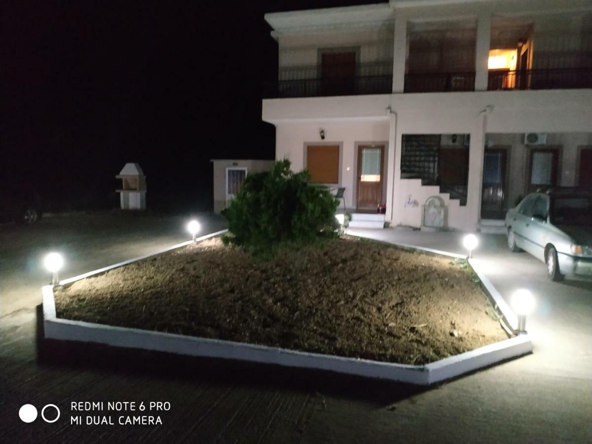 Timos Studios Romanon Ngoại thất bức ảnh